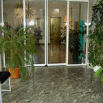 repräsentativer Eingangsbereich mit Granitboden